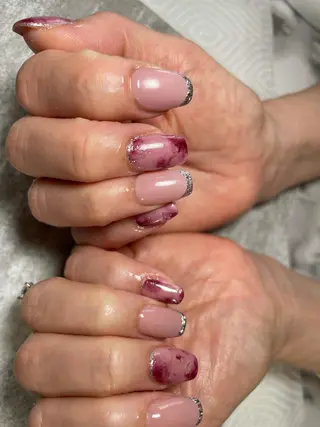 ネイル 蓑原 佳央里のネイルデザイン