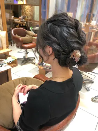 ロング ヘアアレンジ 【ディレクター 🧸🤍田澤 唯那】のヘアスタイル