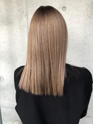 セミロング カラー OFF YUYAのヘアスタイル