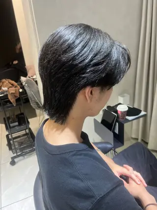 メンズ 韓国メンズ特化 ダウン・毛流れパーマのヘアスタイル