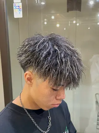 ショート RISE新小岩店所属・🔥ユウキ🔥 【メンズパーマ特化】のヘアスタイル