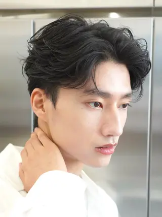 ショート パーマ 髙橋 碧 透明感カラー✧︎のヘアスタイル