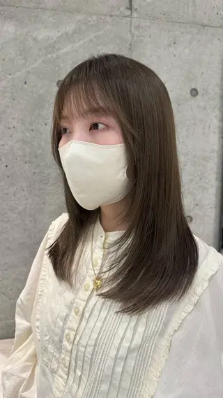 セミロング LIANCA/ manakaのヘアスタイル