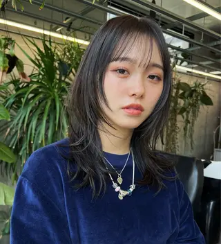 ミディアム カラー レイヤーカット カシマハヤトのヘアスタイル