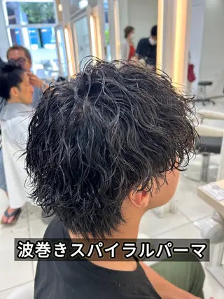 ショート パーマ メンズ 髪質改善/艶カラー/ メンズパーマ/鈴木のヘアスタイル