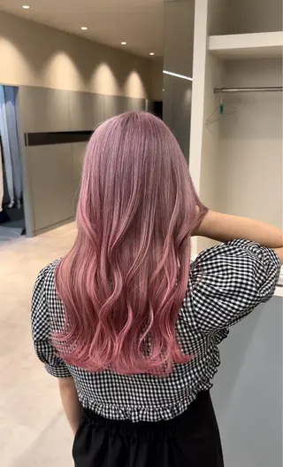 ロング 【デザインカラー】 難波　秀喜のヘアスタイル
