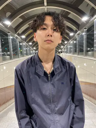 ショート パーマ メンズ 7Bridge所属・ハッシュカット 小西貫太のヘアスタイル