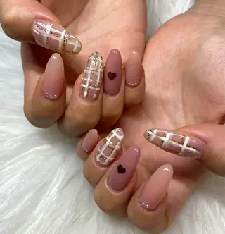 ネイル 家入 可奈のネイルデザイン