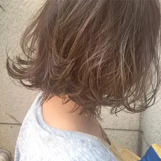 ミディアム カラー 佐藤 奈佳子 サトウ ナカコのヘアスタイル