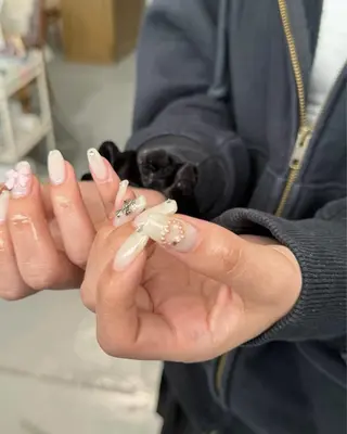 ネイル LETTER_& harunaのネイルデザイン