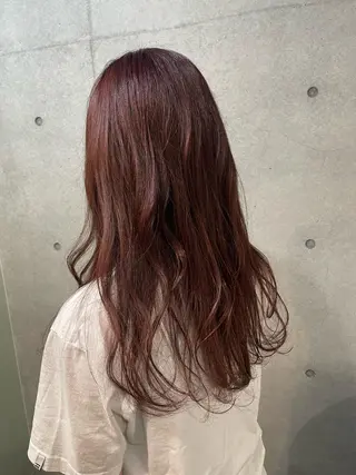 ロング カラー 佐藤 爽香のヘアスタイル