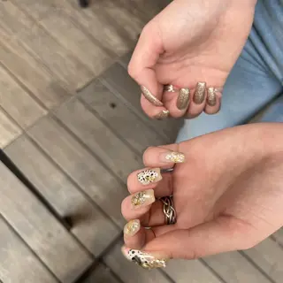 ショート カラー パーマ ヘアアレンジ メンズ アイブロウ マツエク・マツパ ネイル キッズ ease NAIL SALONのネイルデザイン