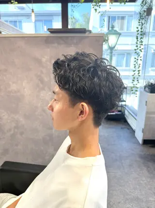 ショート パーマ メンズ 大倉山駅メンズヘア ヒダカミズキのヘアスタイル