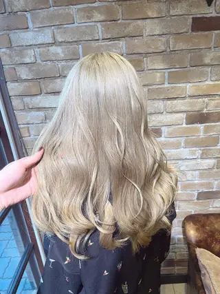 ロング 🧡ミルクティー/ レイヤー🧡ショウナのヘアスタイル