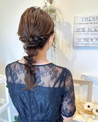 ロング 荒木 ひろかのヘアスタイル