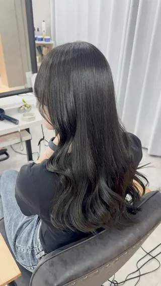 ロング カラー 赤み無し柔らかカラー 【梅田】madokaのヘアスタイル