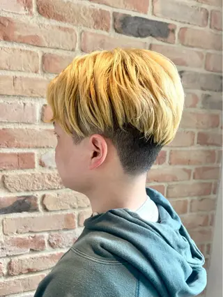 ショート カラー メンズ 古川 琴美のヘアスタイル