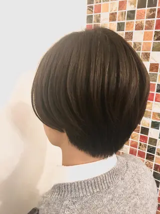 ショート 岩谷 愛依のヘアスタイル