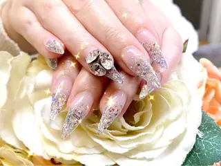 ネイル サロンドラフィーユ LAFEUILLEのネイルデザイン