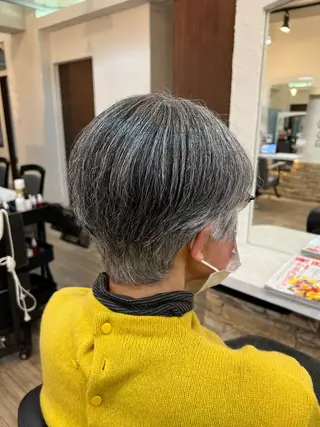 ショート ブリーチカラー🫧 いぐち しょうた🫧のヘアスタイル