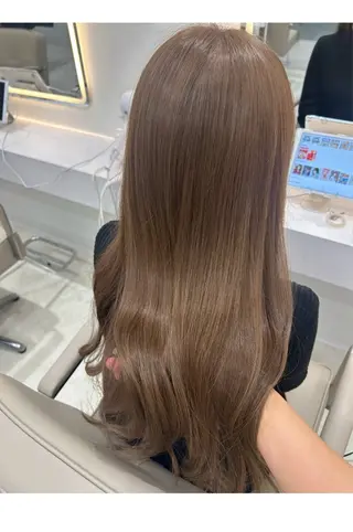 ロング IVE所属・渋谷/髪質改善🫧 透け感カラー🎀🤍のヘアスタイル