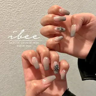 ネイル ibee nail 🤍yumiのネイルデザイン