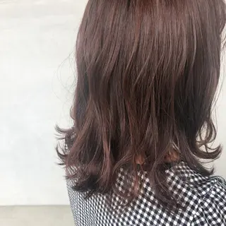 ミディアム カラー 小森 樹奈のヘアスタイル