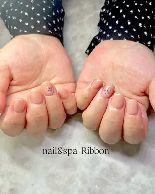 ネイル 東 真百のネイルデザイン