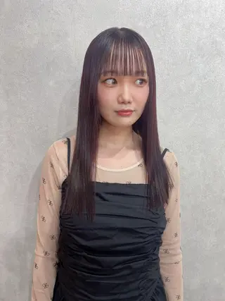 セミロング カラー ユ イのヘアスタイル