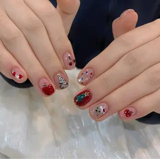 ネイル Lynn_ Nailのネイルデザイン