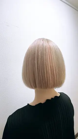 ショート カラー NINE+/代表 ブリーチ特化型サロンのヘアスタイル