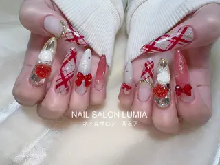 ネイル ネイルサロン ルミア Lumia 店長のネイルデザイン