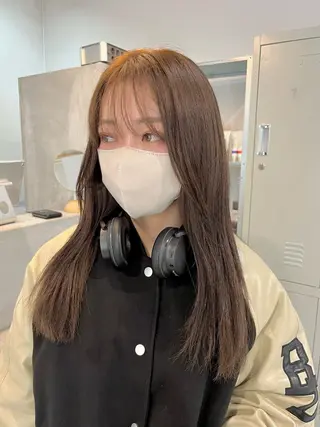 ロング ブリーチなしカラー ダブルカラーエクステのヘアスタイル