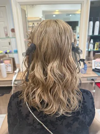 セミロング ヘアアレンジ 韓国ヘアメイク🎀/ 縮毛矯正✨山本媛香のヘアスタイル