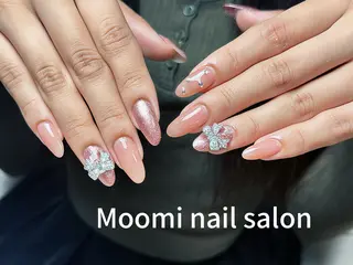 ネイル Moomi nail salon新宿所属・Moomi nail salonのネイルデザイン