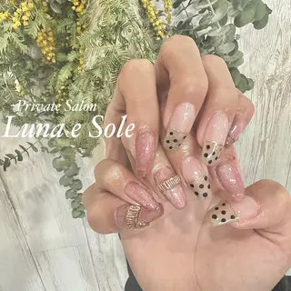 ロング ネイル Luna e  Soleのネイルデザイン