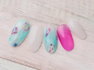 ネイル ネイルサロン アティロン所属・ネイルサロン アティロンのネイルデザイン