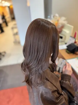 セミロング 💎髪質改善💎艶髪 💎ブリーチ💎津村のヘアスタイル