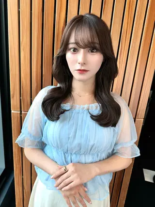 セミロング 縮毛矯正⭐️ TAKAHIROのヘアスタイル