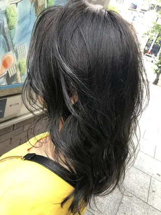 ミディアム カラー 菅村 勇亮のヘアスタイル