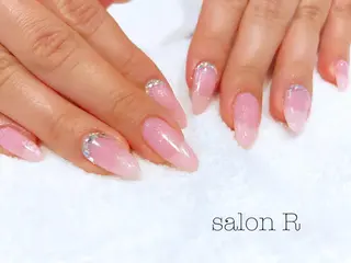 ネイル Re Pearl～コーディネートサロン～ 市駅前店所属・NARUMI HYODOのネイルデザイン