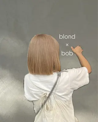 ミディアム INORI|艶カラ ー|フェイスレイヤーのヘアスタイル