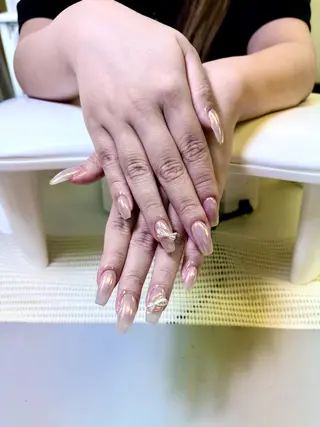 ネイル ヒュン オアンのネイルデザイン