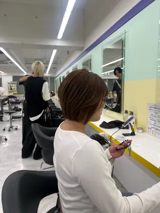 ショート カラー 韓国レイヤーカット /ダブルカラーのヘアスタイル