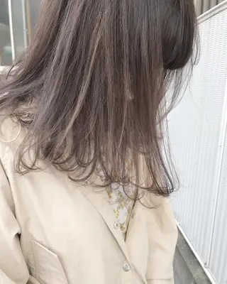 ミディアム Musiiik hairのヘアスタイル