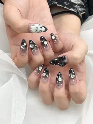 ネイル 五十嵐 美智のネイルデザイン