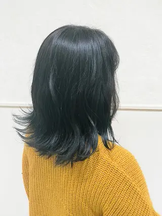 ミディアム カラー 樋渡 侑希のヘアスタイル