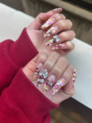 ネイル +nail （プラスネイル）のネイルデザイン