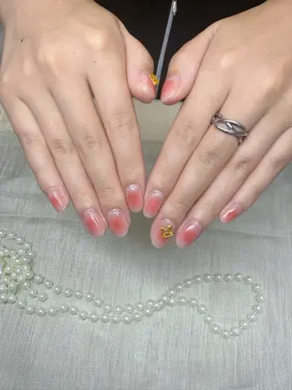 ネイル R nailsalon所属・Rネルサイン よ よのネイルデザイン