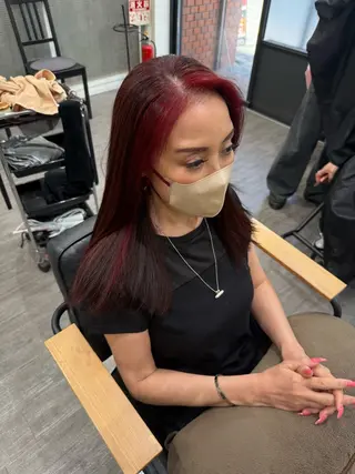 セミロング カラー 上田 紗也のヘアスタイル